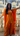 Ensemble femme orange en tissu fluide effet crêpe – tenue élégante et moderne