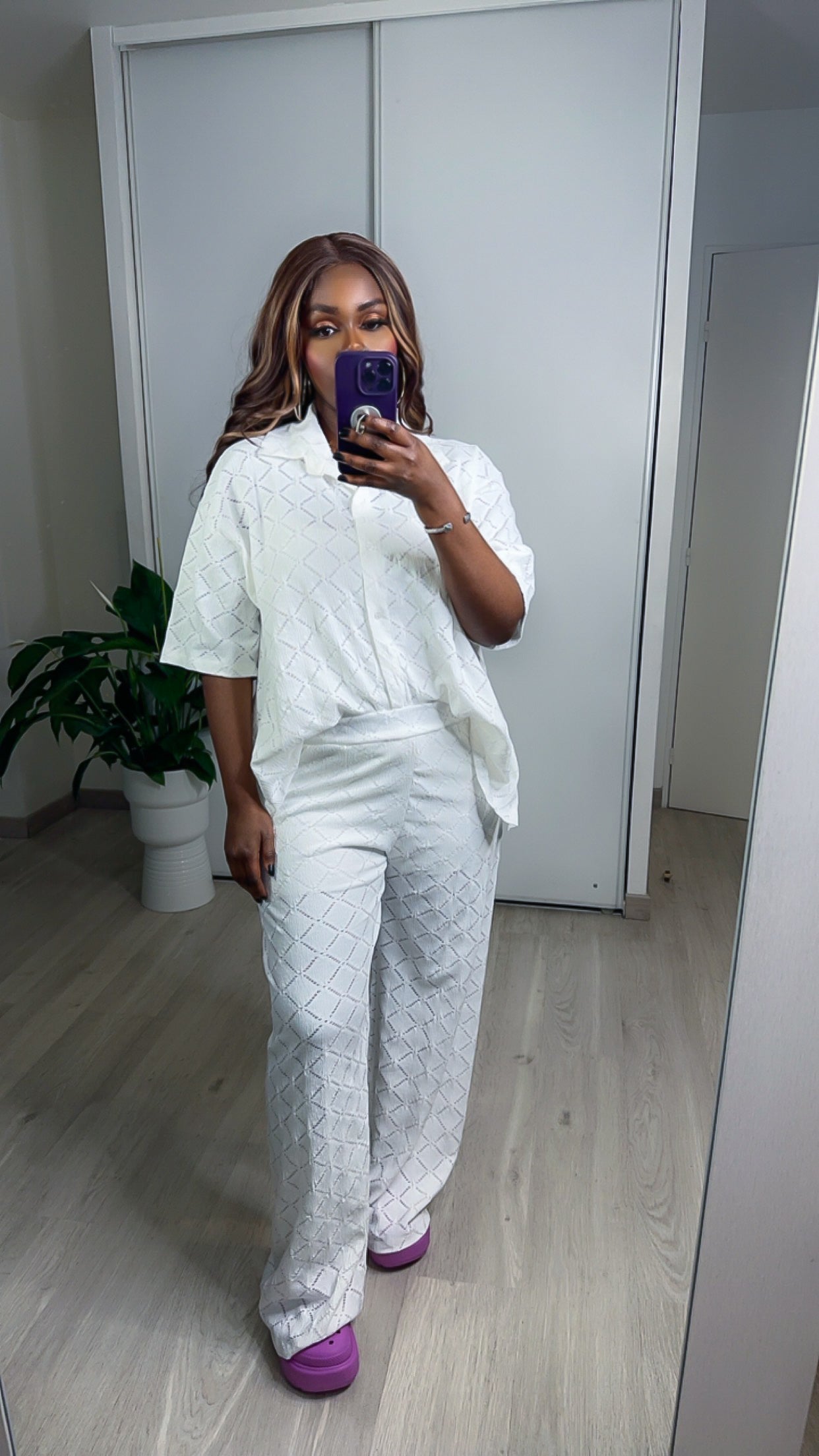 Ensemble haut et pantalon blanc