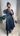 Ensemble jupe midi plissée et chemise crop top noir femme
